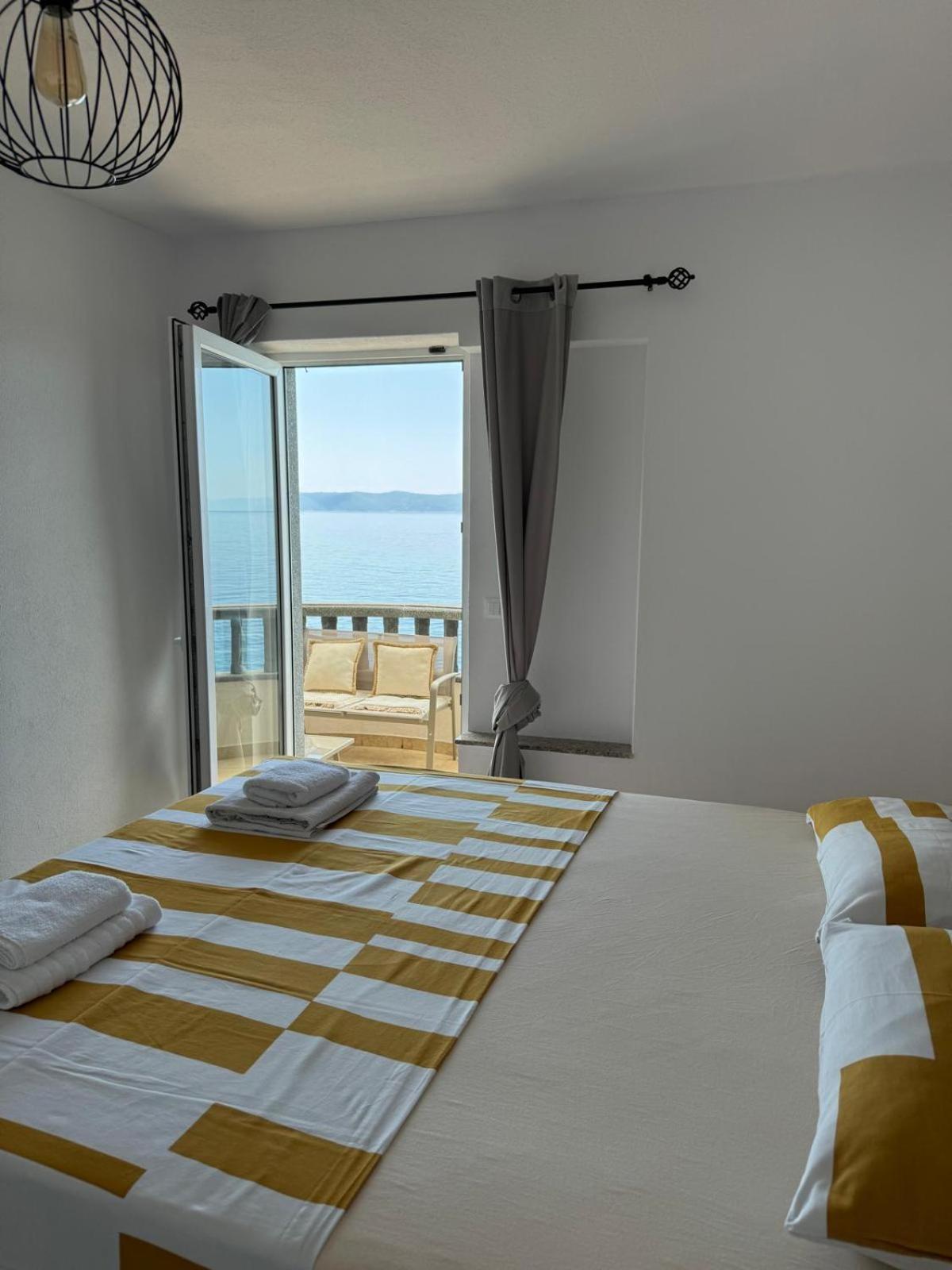 Villa Nevia 1 德朗西斯 外观 照片
